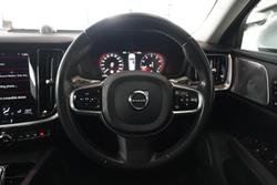 2022 Volvo S60 B5 Inscription