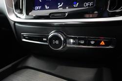 2022 Volvo S60 B5 Inscription