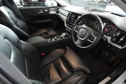2022 Volvo S60 B5 Inscription