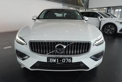 2022 Volvo S60 B5 Inscription
