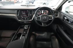 2022 Volvo S60 B5 Inscription