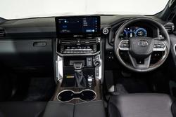 2026 Toyota Landcruiser VX
