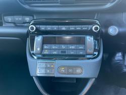 2025 Hyundai INSTER Cross