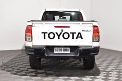 2025 Toyota Hilux SR 48V