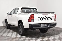 2025 Toyota Hilux SR 48V