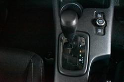 2025 Toyota Hilux SR 48V