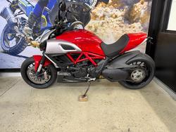 2011 DUCATI DIAVEL BLACK