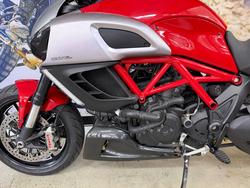 2011 DUCATI DIAVEL BLACK