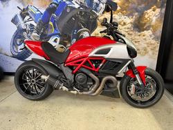 2011 DUCATI DIAVEL BLACK