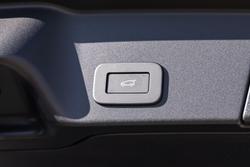 2026 Land Rover Range Rover Evoque P250 Dynamic SE