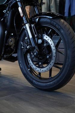 2025 Royal Enfield Shotgun 650