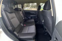2015 Mitsubishi Outlander LS