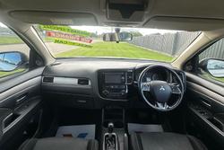 2015 Mitsubishi Outlander LS
