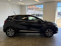 2021 Renault Captur Intens