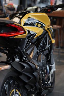 2024 MV Agusta Dragster 800 RR SCS