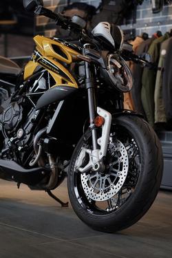 2024 MV Agusta Dragster 800 RR SCS