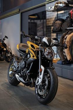 2024 MV Agusta Dragster 800 RR SCS