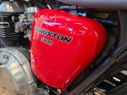 2009 Triumph THRUXTON 900 RED