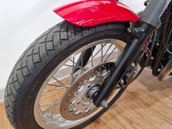 2009 Triumph THRUXTON 900 RED