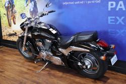 2010 Suzuki VZ800 (BOULEVARD M50) Black