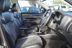 2020 Mitsubishi Outlander LS
