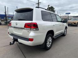 2017 Toyota Landcruiser VX