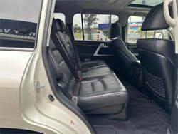 2017 Toyota Landcruiser VX