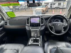 2017 Toyota Landcruiser VX