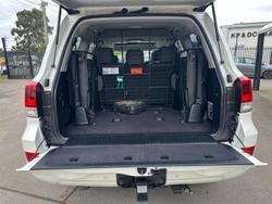 2017 Toyota Landcruiser VX