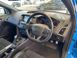 2017 Ford Focus RS LZ AWD Nitrous Blue