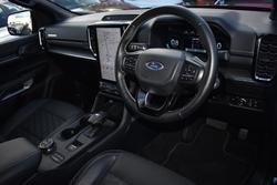 2025 Ford Everest Platinum