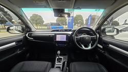2021 Toyota Hilux SR5 Hi-Rider