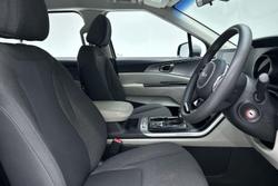 2023 Kia Carnival S