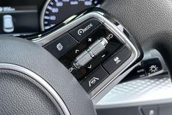2023 Kia Carnival S