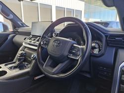 2023 Toyota Landcruiser Sahara