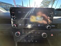 2024 HYUNDAI STARIA LOAD