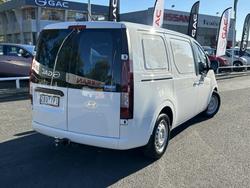 2024 HYUNDAI STARIA LOAD