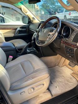 2011 Toyota Landcruiser Sahara