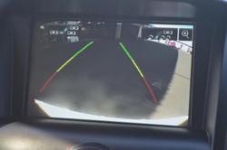 2019 Mahindra XUV500 W10