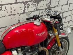 2017 Triumph Thruxton 1200 R Thruxton Red