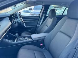 2020 Mazda 3 G20 Evolve