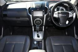 2014 Isuzu MU-X LS-T