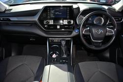 2023 Toyota Kluger GX