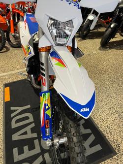 2026 KTM 350 EXC-F Six Days EXC-F Orange