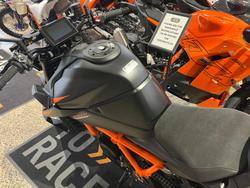 2026 KTM 1390 Super Duke R EVO Super Duke Black