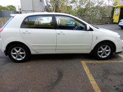 2006 Toyota Corolla Ascent ZZE122R Glacier White