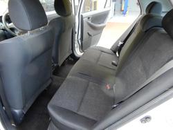 2006 Toyota Corolla Ascent ZZE122R Glacier White
