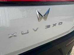 2026 Mahindra XUV3XO AX7L