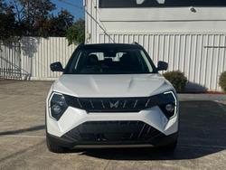 2026 Mahindra XUV3XO AX7L