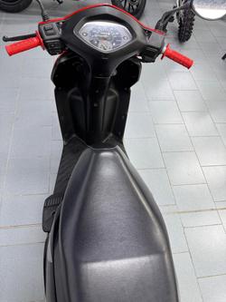 2011 Honda Lead 100 (SCV100) Lead Red